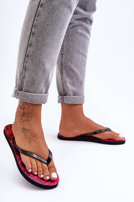 À modalo clássico Chinelos Chinelos 4F 4FSS23FFLIF060-90S Preto e-cor rosa