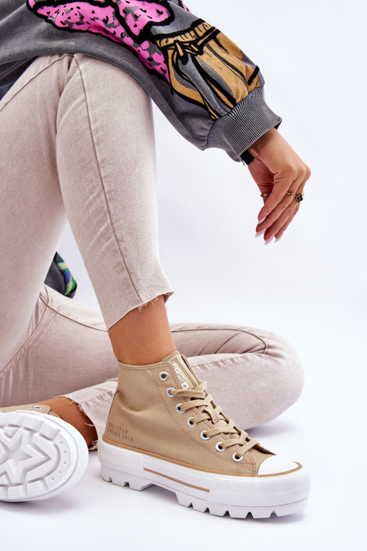 Alto  sapatos casuais com uma plataforma Big Star LL274160 bege