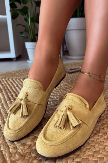 Mocassins femininos com franjas na cor amarela 2