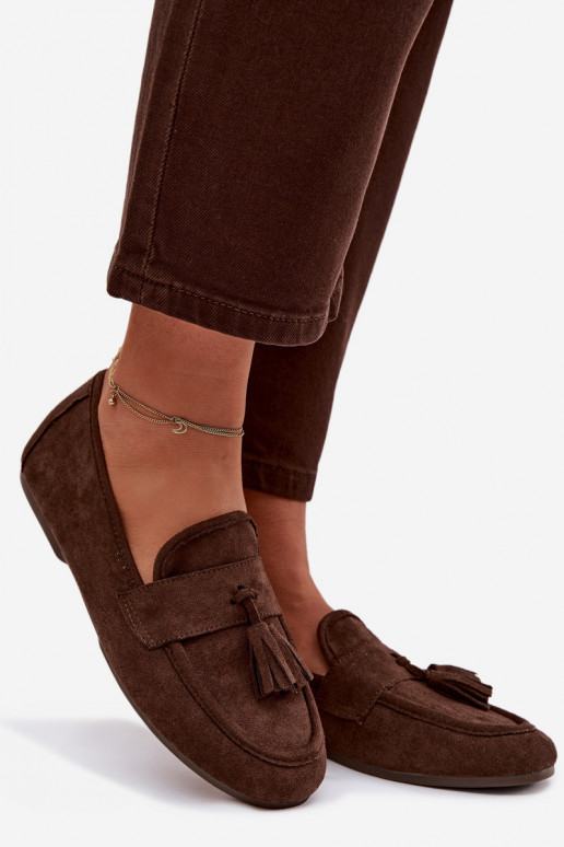 Mocassins femininos com franjas na cor chocolate