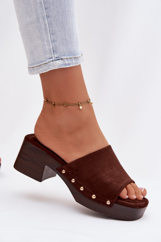 Chinelos femininos Klocke Ze cor douradami Pregos CzekoladoParae Davessa