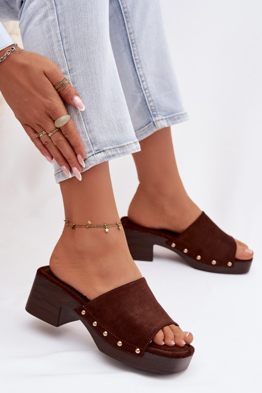 Chinelos femininos Klocke Ze cor douradami Pregos CzekoladoParae Davessa