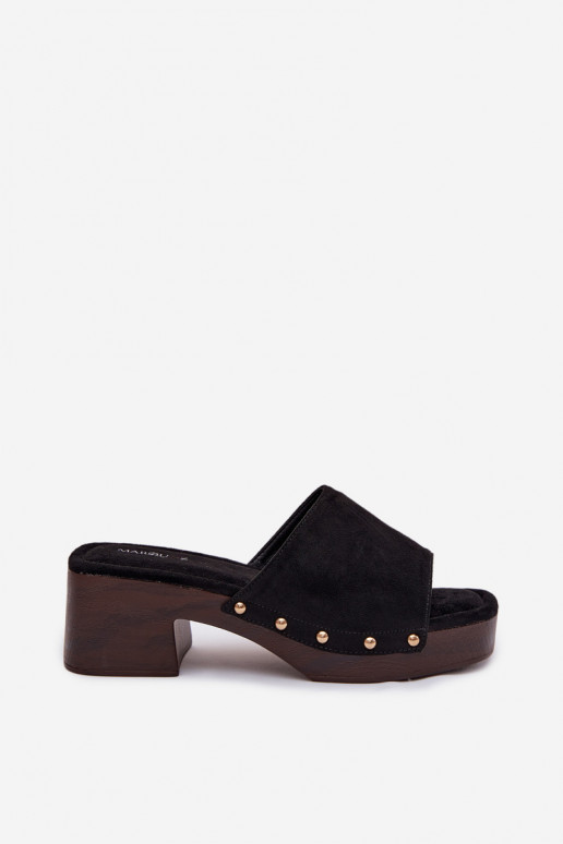 Chinelos femininos Klocke Ze cor douradami Pregos cor preta Davessa