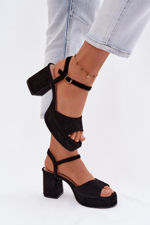 Sandálias femininas de salto altode camurça ecológicau cor preta Iserelle