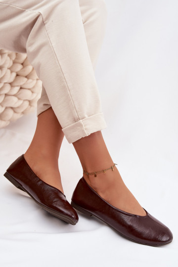 Bailarinas lacadas de couro ecológico CzekoladoParae Selanora