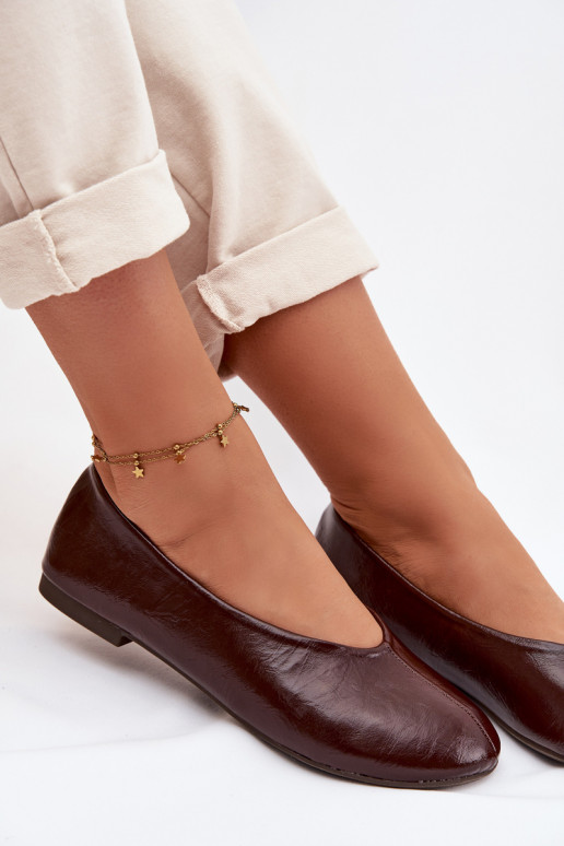Bailarinas lacadas de couro ecológico CzekoladoParae Selanora