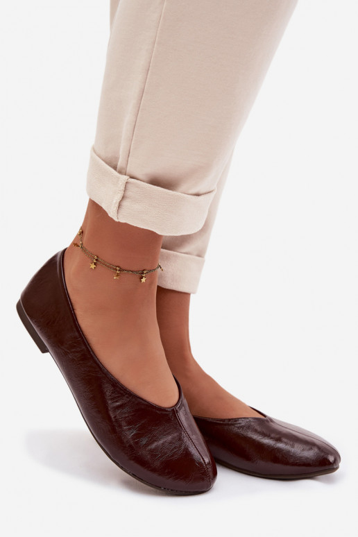 Bailarinas lacadas de couro ecológico CzekoladoParae Selanora
