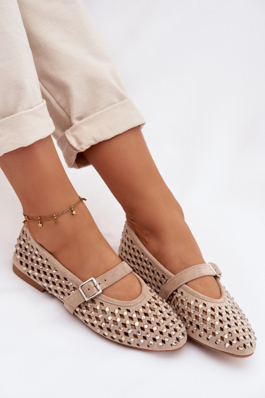 Bailarinas Feminino com elementos abertos com olhos brilhantes I Tirasem bege EMilvessa