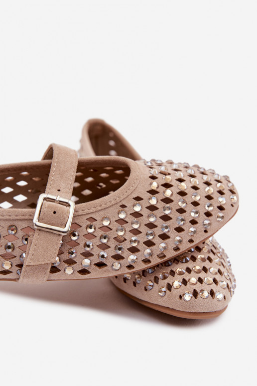 Bailarinas Feminino com elementos abertos com olhos brilhantes I Tirasem bege EMilvessa