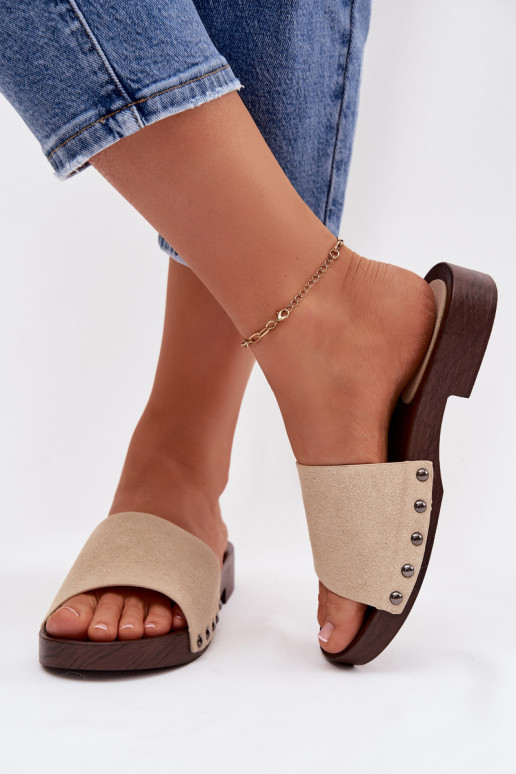 Chinelos femininos com rebites com salto largo bege Amelvessa