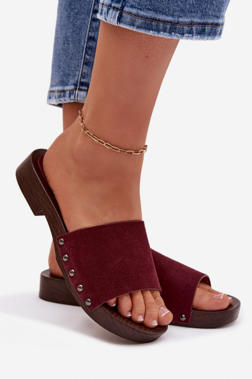 Chinelos femininos com rebites com salto largo Borgonha Amelvessa