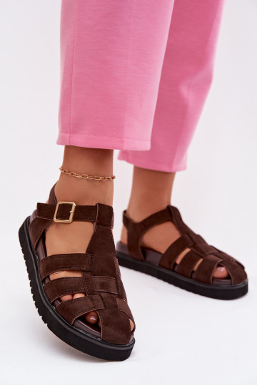 Sandálias romanas femininas com fivelas douradas e plataforma cor chocolate Terelina 2