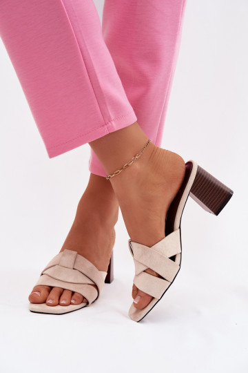 Chinelos femininos com salto com listras de camurça ecológicaoParae bege Corivelle 2