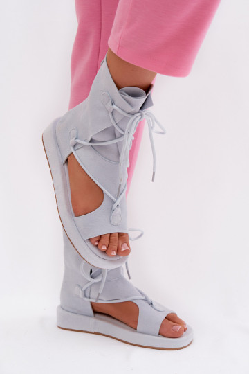 Sandálias femininas de camurça ecológicaoParae com uma bota I EMiązaniem azul claro Ferlisse