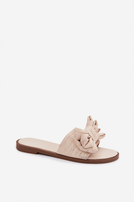 Chinelos femininos com saltos largos e laços em tom areia Amivelle