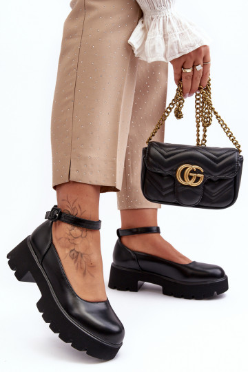 Feminino sapato De salto baixo com fivelas cor preta OParaena