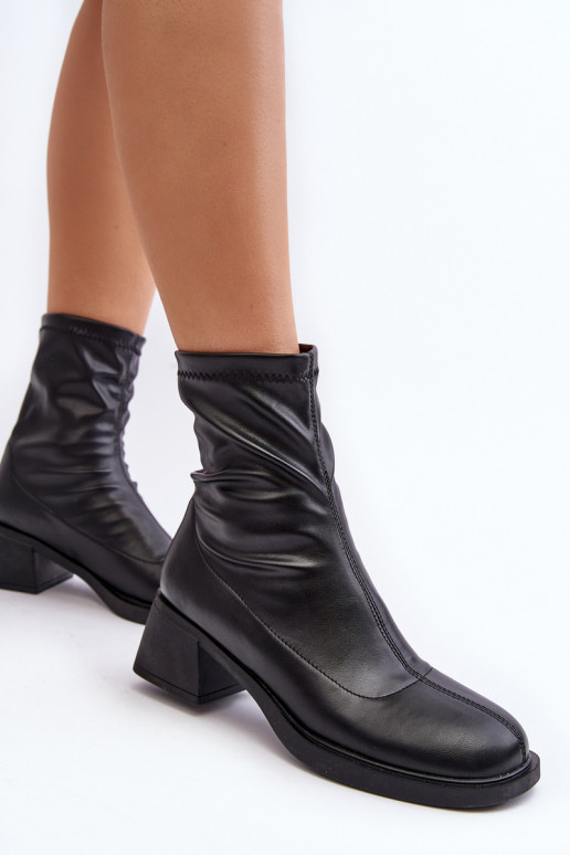Botas femininas De salto baixo cor preta Aphroteia