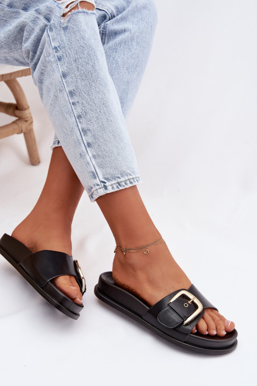 Chinelos femininos com fivelas douradas cor preta Rosivana