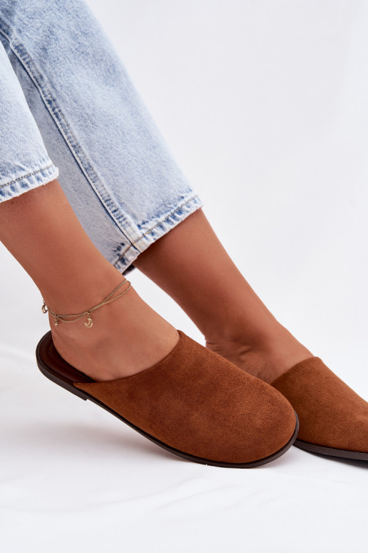 Chinelos Apartamento femininode camurça ecológicau cor marrom Veronelle