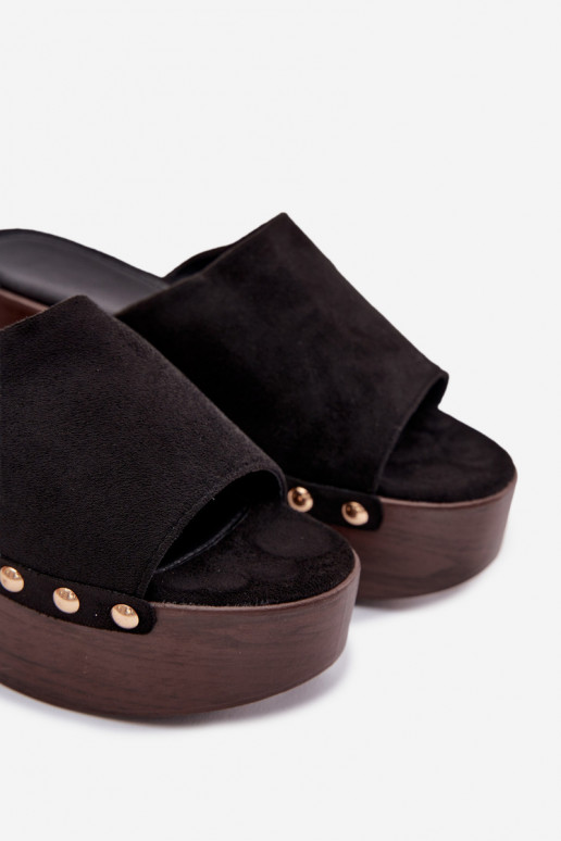 Chinelos femininos Em uma cunha Ze cor douradami Pregos de camurça ecológicaoParae cor preta Helivina