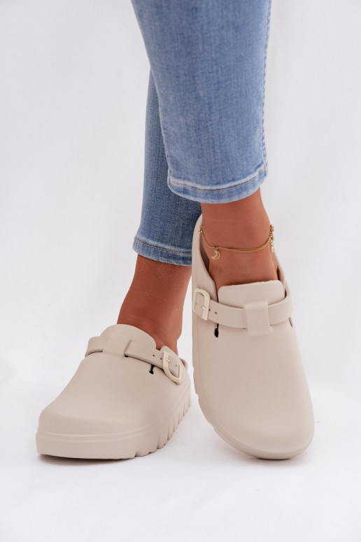 Chinelos leves Chinelos femininos com alças I com fivelas bege Larinie