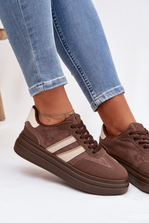 À modalo de tênis Feminino com uma plataforma cor marrom Galleria