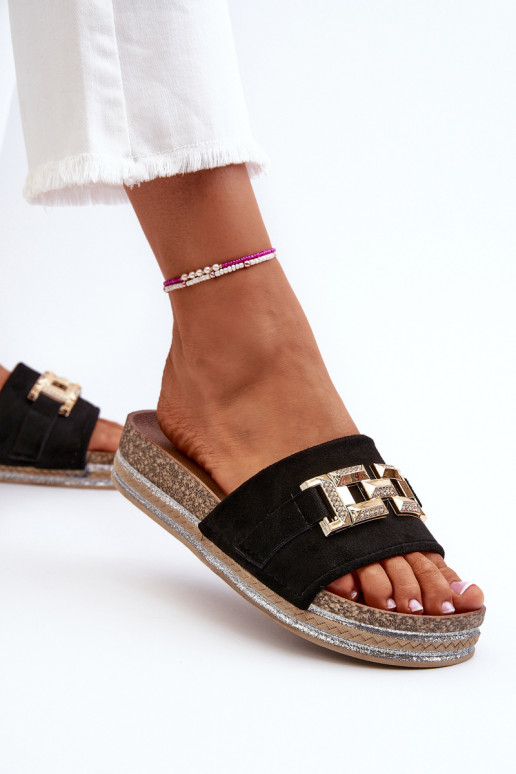 Chinelos plataforma femininos com enfeites cor preta Vapireta