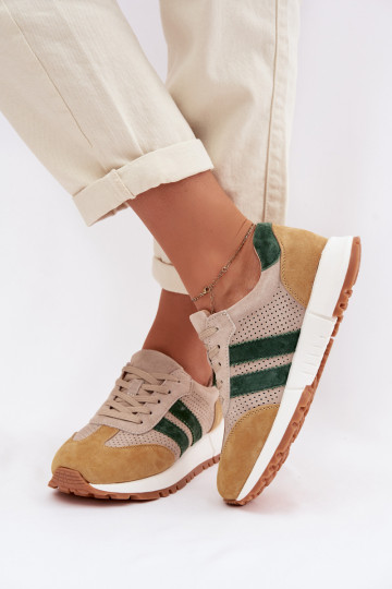Sapatos femininos modelo Sneakers em camurça cor areia-amarela 2