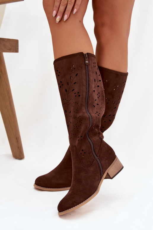 Botas femininos em tom de chocolate com elementos de renda Helinna