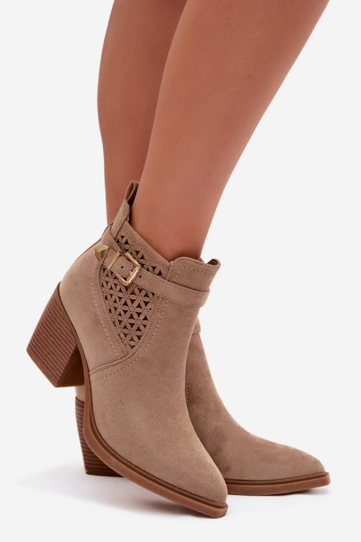 com elementos abertos Botas femininas A céu abertom Um exemplo I Złotą com fivelas bege Deloriah