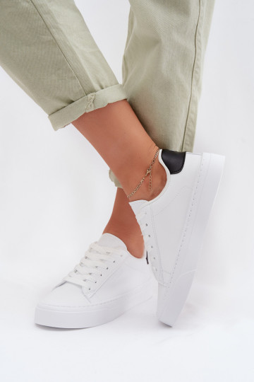 À modalo de tênis Feminino de couro ecológico Big Star TT274928 HI-POLY SYSTEM cor branca