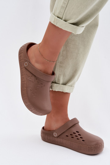 Chinelos Tamancos Feminino Chinelos leves Big Star TT274A085 cor marrom