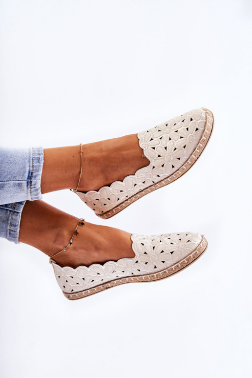 Feminino Um modelo atraente Bailarinas com flores cor branca Vennice