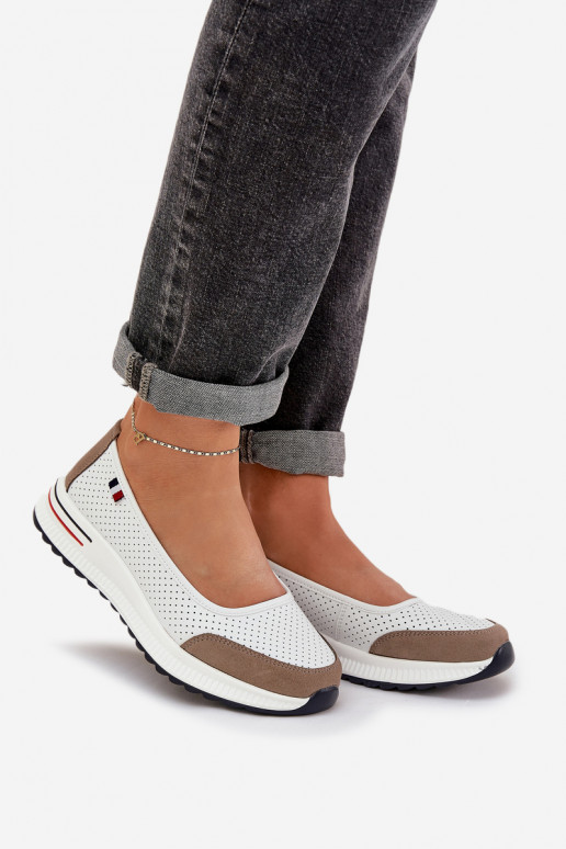 Bailarinas Em uma cunha cor branca Nelviera