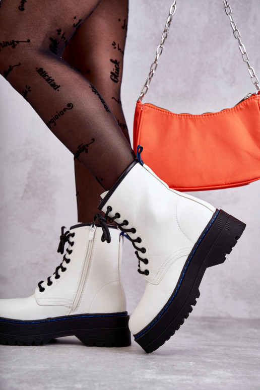 Feminino com alças Sapatos marrons femininos cor branca Callie