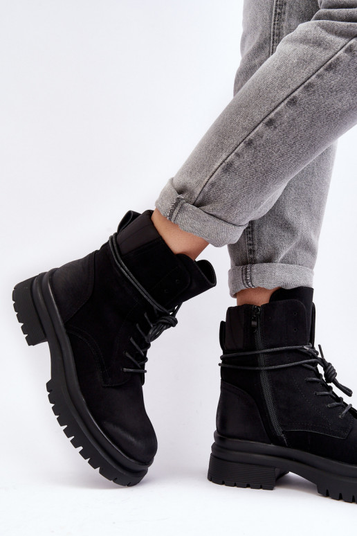 Botas femininas Em uma sola grossa cor preta Habilitadorelona