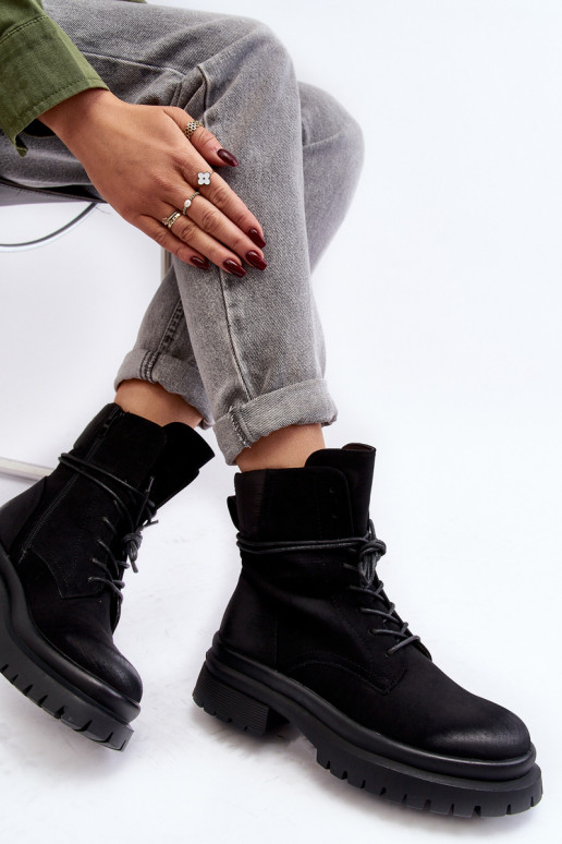 Botas femininas Em uma sola grossa cor preta Habilitadorelona