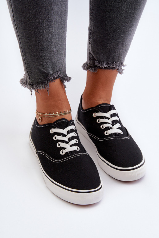 Tênis Tênis modelo clássico cor preta Olvali