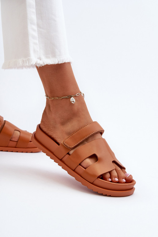 À modalo clássico Chinelos femininos cor marrom Molie