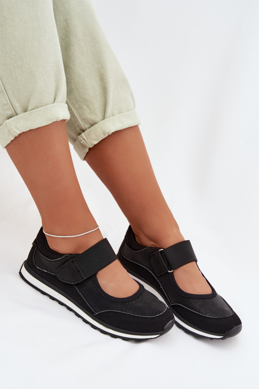 Sapatos de estilo esportivo Feminino com fixadores adesivos cor preta Aveliette