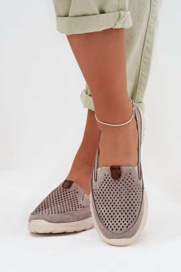 com elementos abertos sapatoHabilitadoturalnego de camurçau cor cinza Ravinette 2