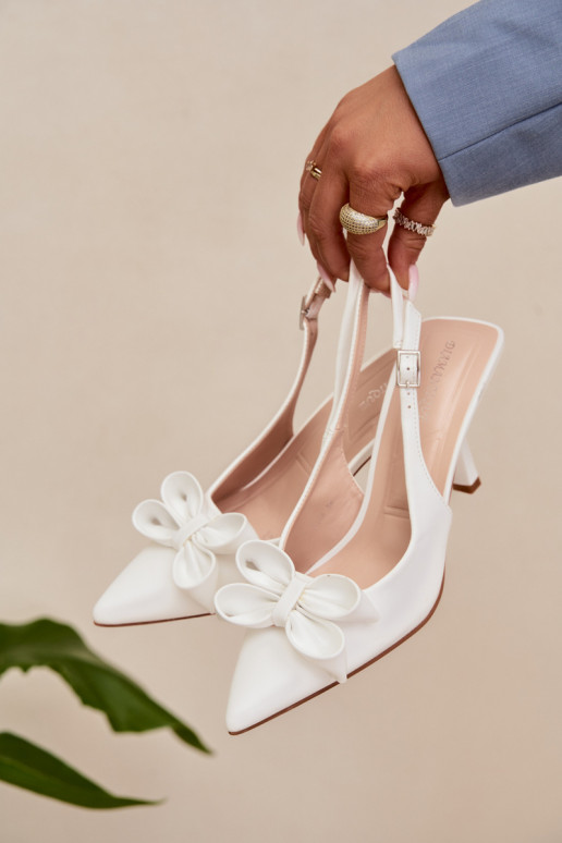 Sandálias femininas com salto fino com fitas cor branca Jonera