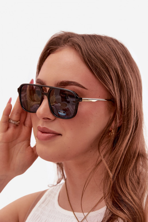 Oculos de sol FemininoFiltrem UV cor preta