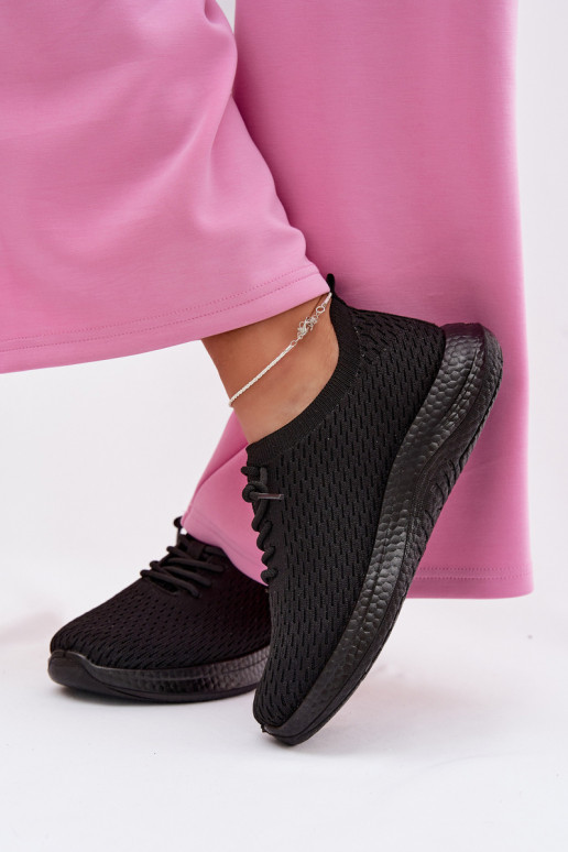  tênis Feminino cor preta Carmivelle