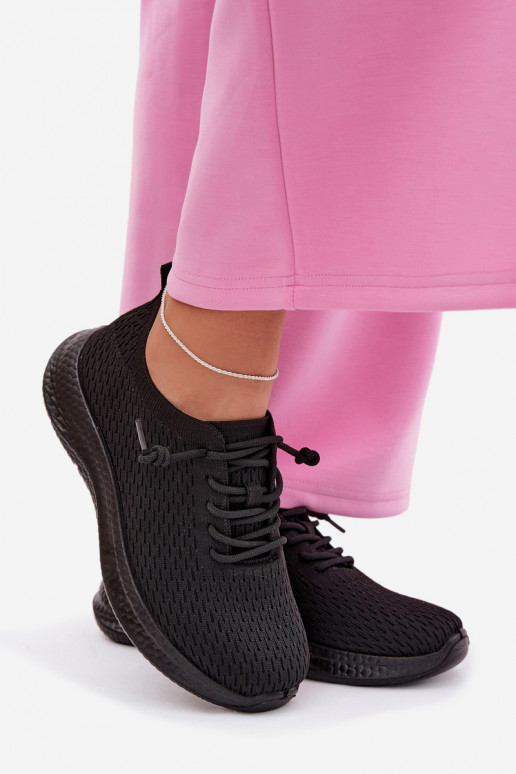  tênis Feminino cor preta Carmivelle