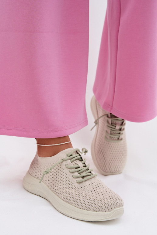  tênis Feminino bege Carmivelle