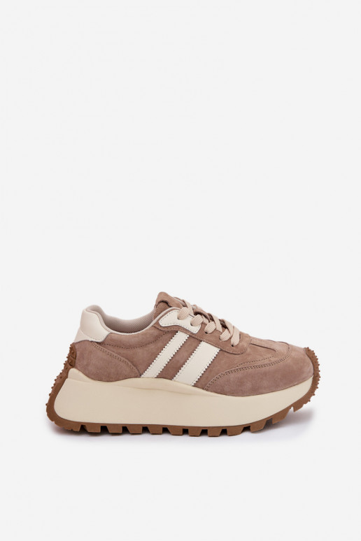 À modalo de tênis de camurça com uma plataforma D&A GR61-5986 bege