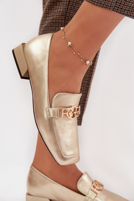 Pele mocassins femininos Com decorações Detalem D&A CR61-3125 cor dourada