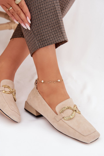 Mocassins femininos de camurça com detalhes dourados D&A CR61-3115 cor areia