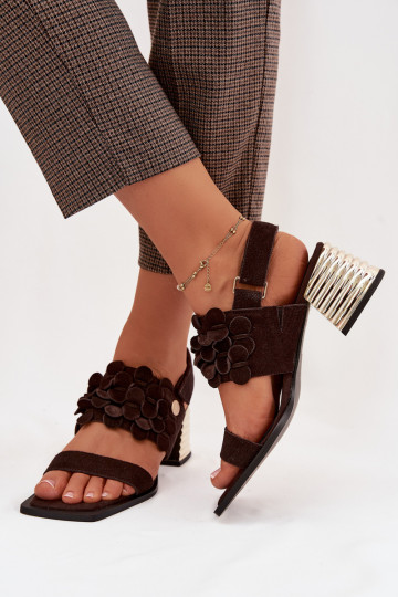 Elegantes saltos altos de camurça D&A CR61-3145 cor chocolate 2